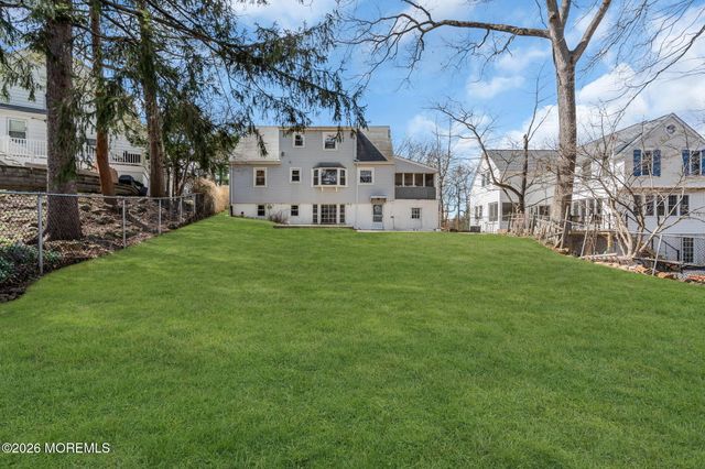 26 Dogwood Road, West Orange, NJ 07052