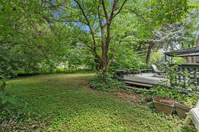 15320 W 92nd Place, Lenexa, KS 66219