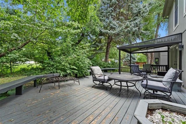 15320 W 92nd Place, Lenexa, KS 66219