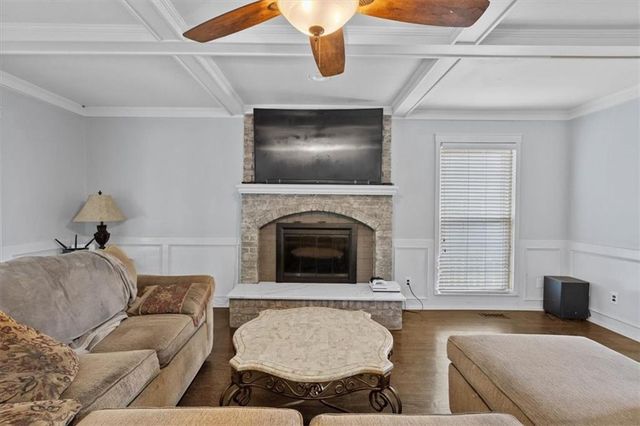 15320 W 92nd Place, Lenexa, KS 66219