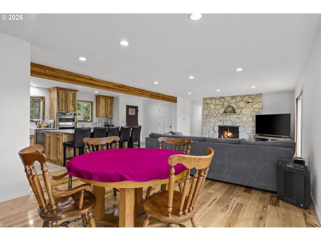 601 Ne LITTLEPAGE Rd, Corbett, OR 97019