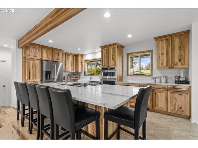 601 Ne LITTLEPAGE Rd, Corbett, OR 97019