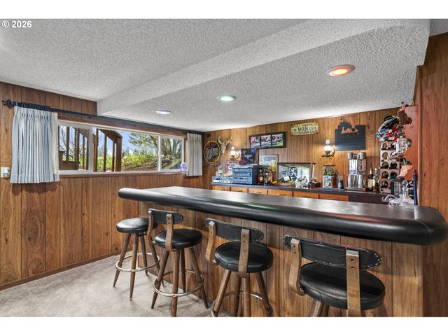 601 Ne LITTLEPAGE Rd, Corbett, OR 97019