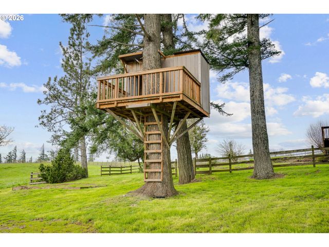 601 Ne LITTLEPAGE Rd, Corbett, OR 97019