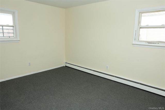 13 Regina Place, Yonkers, NY 10703