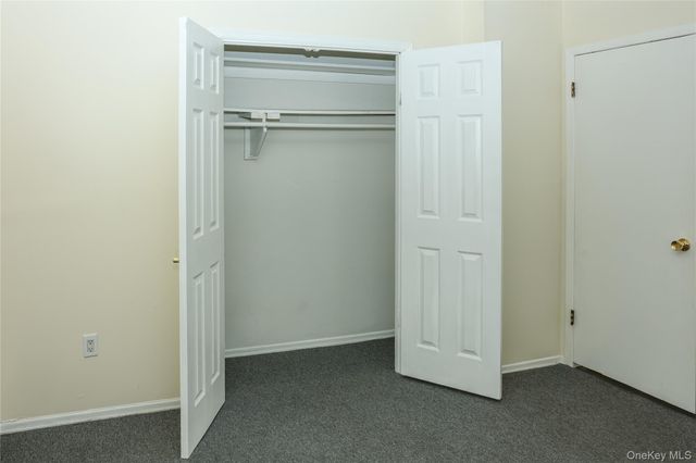 13 Regina Place, Yonkers, NY 10703