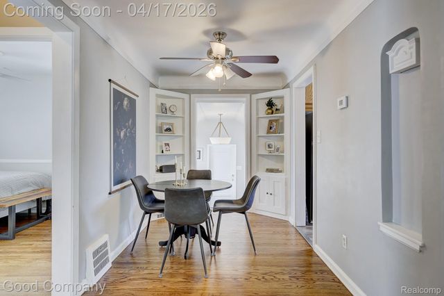 1402 E Lincoln Avenue, Royal Oak, MI 48067