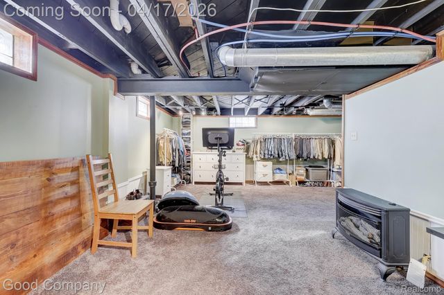 1402 E Lincoln Avenue, Royal Oak, MI 48067