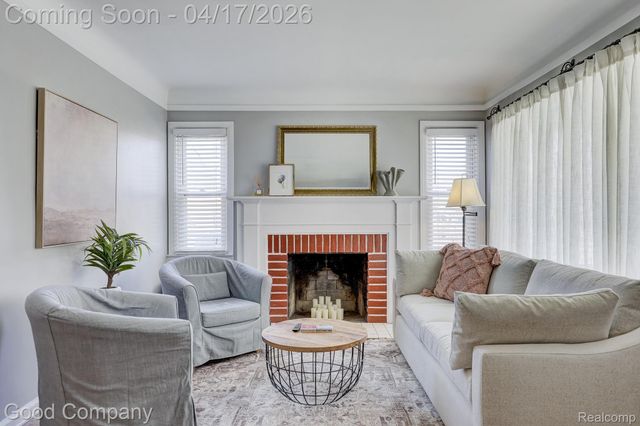 1402 E Lincoln Avenue, Royal Oak, MI 48067