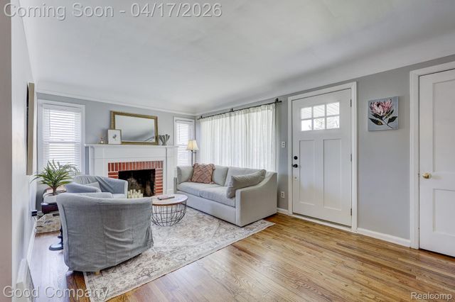 1402 E Lincoln Avenue, Royal Oak, MI 48067