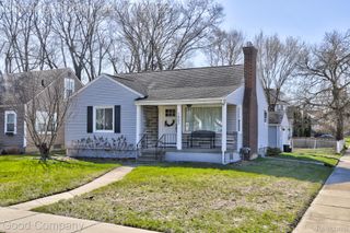 1402 E Lincoln Avenue, Royal Oak, MI 48067