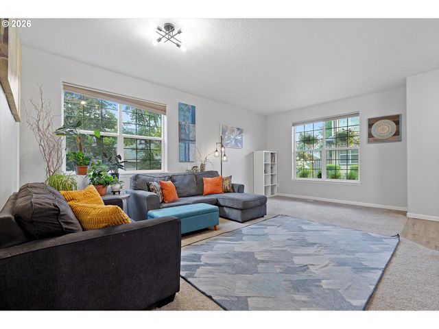 4406 Se JONES Ln, Troutdale, OR 97060