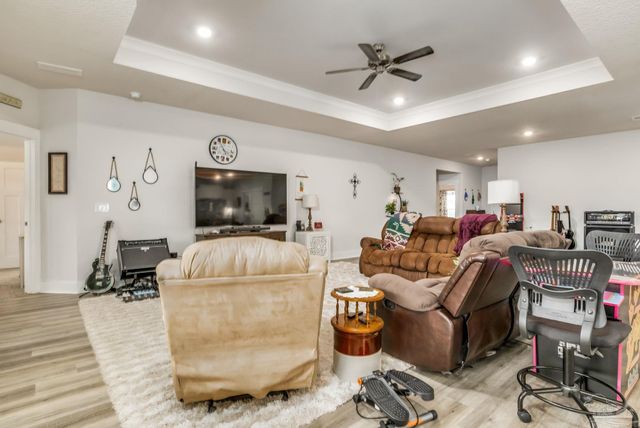 6311 Forest Bay Ave, Gulf Breeze, FL 32563