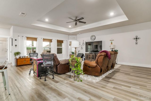 6311 Forest Bay Ave, Gulf Breeze, FL 32563