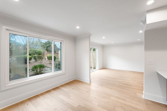 4487 Post Pl Apt 31, Nashville, TN 37205