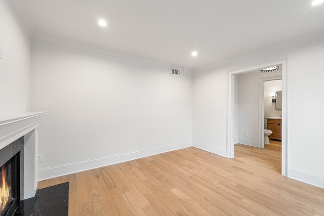 4487 Post Pl Apt 31, Nashville, TN 37205