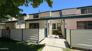 44460 E 15th Street Apt 13, Lancaster, CA 93535