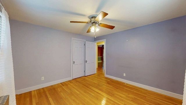 14 Housatonic St, Worcester, MA 01606
