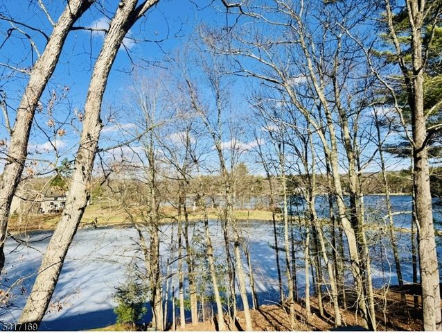 230 D Lake Shore North O4 D, Montague Twp., NJ 07827