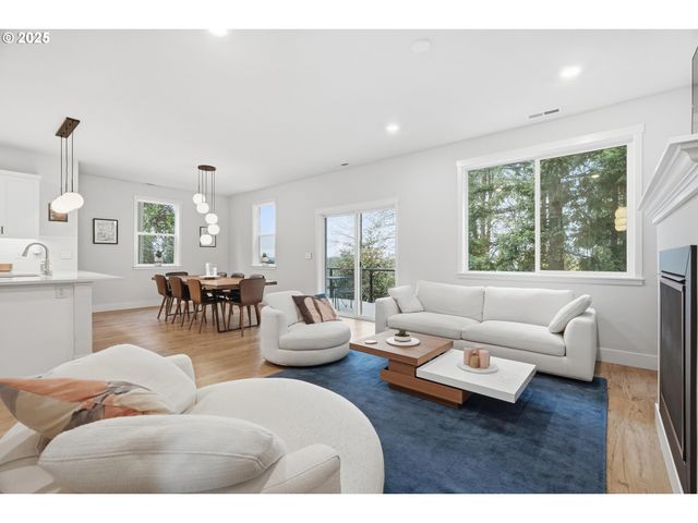 1602 Ne 70TH St, Vancouver, WA 98665