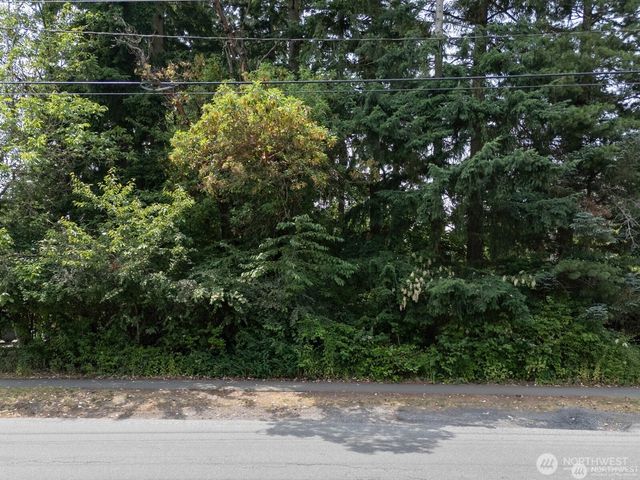 1111 1st Avenue NE, Seattle, WA 98125