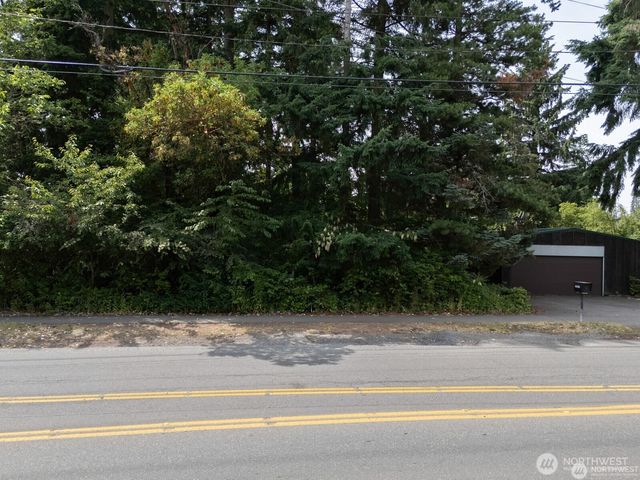 1111 1st Avenue NE, Seattle, WA 98125