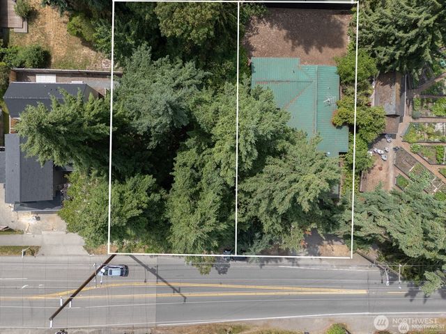 1111 1st Avenue NE, Seattle, WA 98125