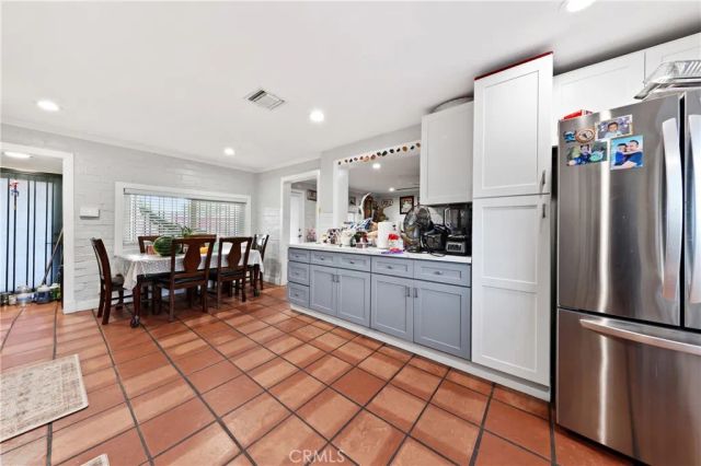 13441 Fenton, Sylmar, CA 91342