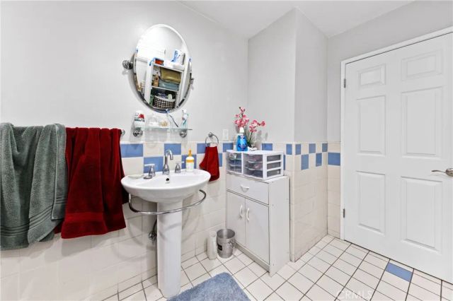 13441 Fenton, Sylmar, CA 91342