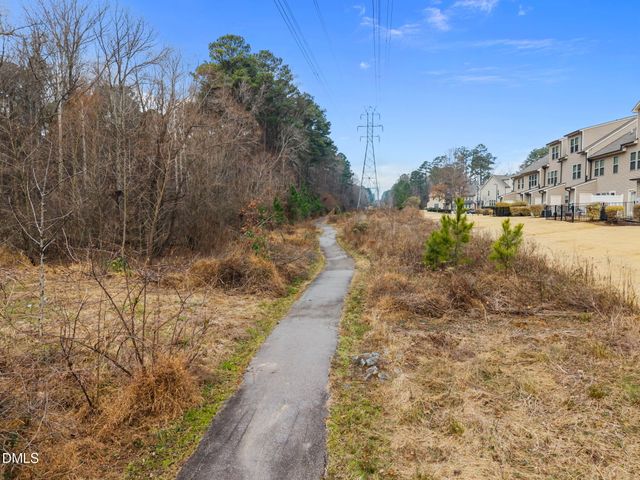 1142 Metropolitan Drive, Durham, NC 27713