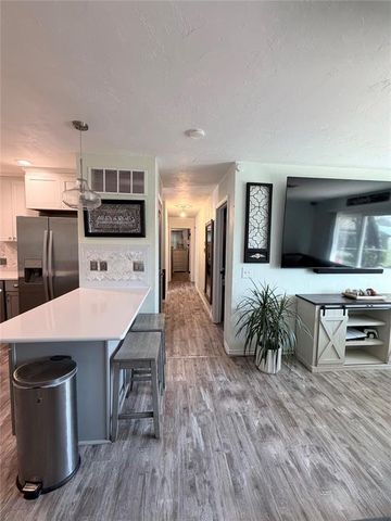 504 Gayclifee Terrace, Edmond, OK 73003