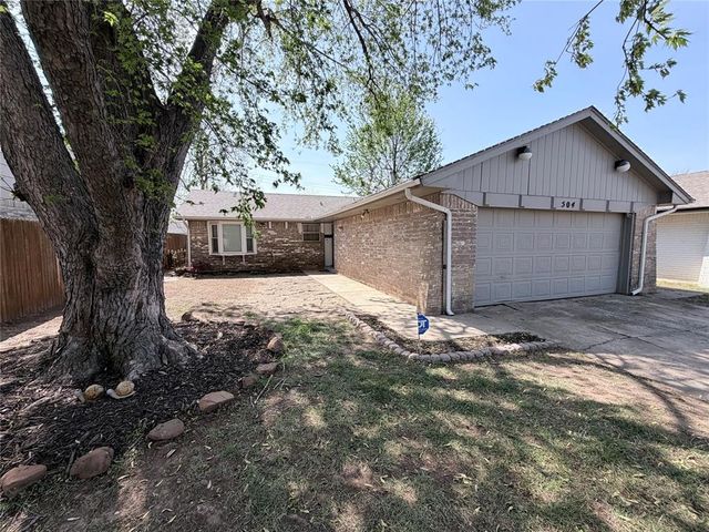 504 Gayclifee Terrace, Edmond, OK 73003