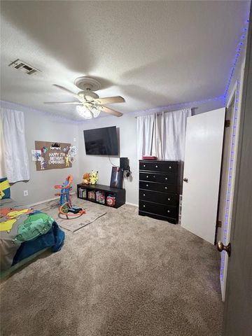 504 Gayclifee Terrace, Edmond, OK 73003