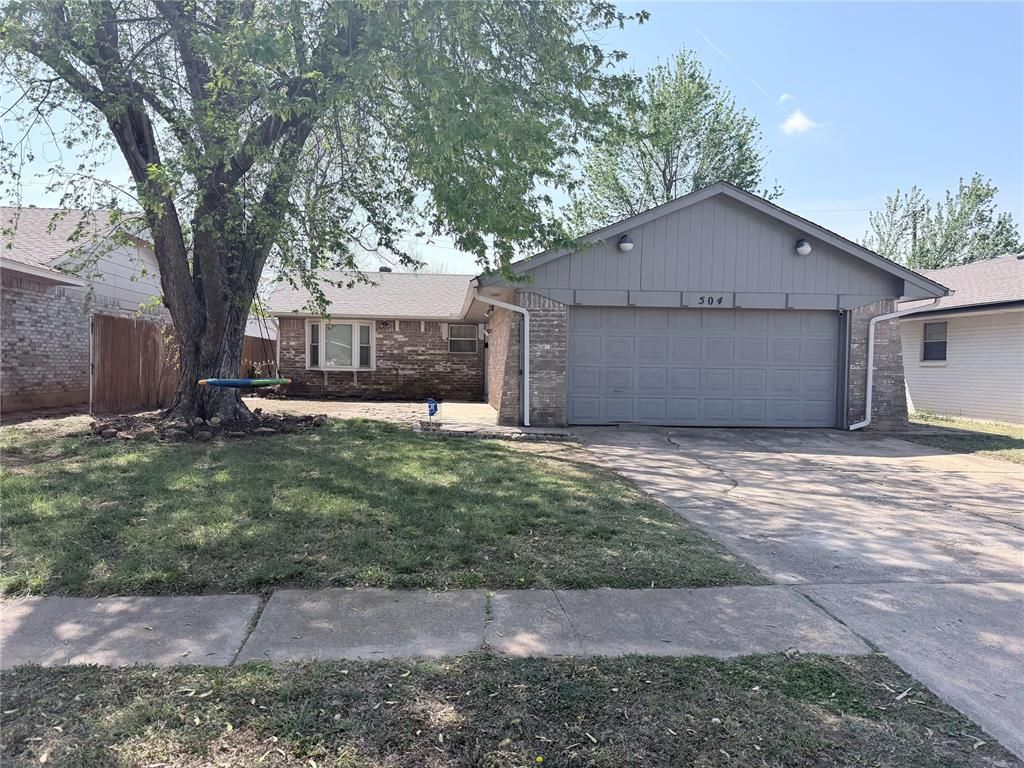 504 Gayclifee Terrace, Edmond, OK 73003