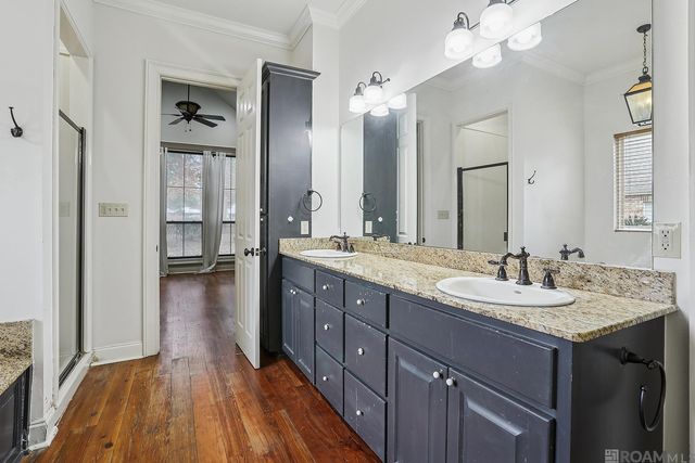 13871 Oakley Ln, St Francisville, LA 70775