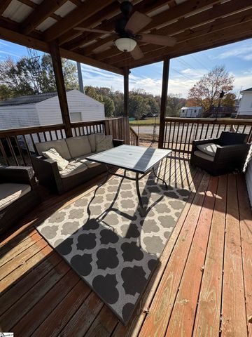 5 Lenore Avenue, Greenville, SC 29617