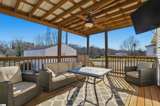 5 Lenore Avenue, Greenville, SC 29617