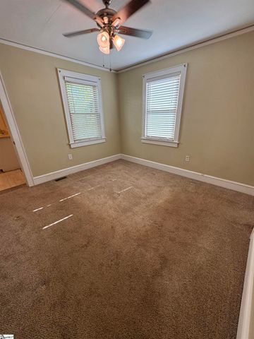 5 Lenore Avenue, Greenville, SC 29617