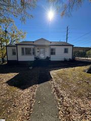 5 Lenore Avenue, Greenville, SC 29617