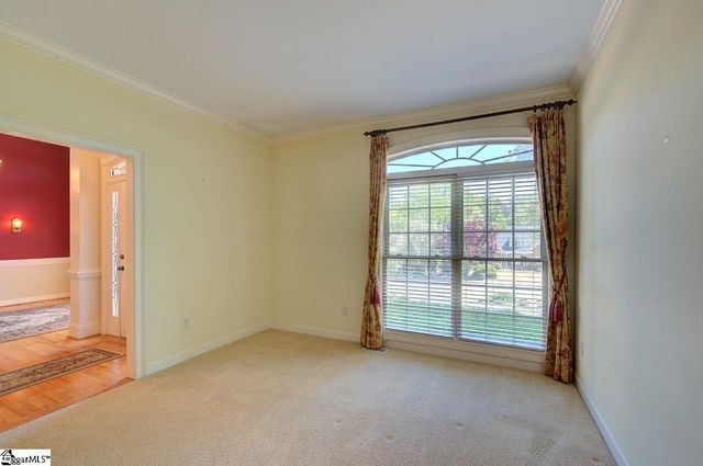 15 Mandarin Circle, Taylors, SC 29687