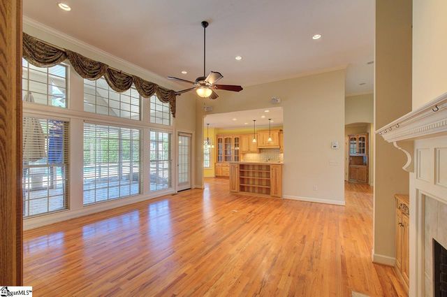 15 Mandarin Circle, Taylors, SC 29687