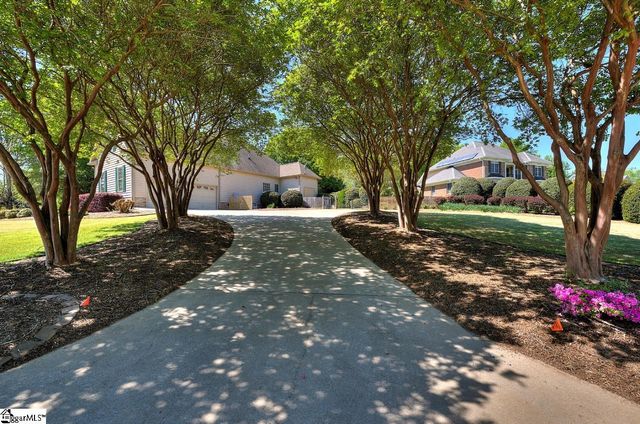 15 Mandarin Circle, Taylors, SC 29687