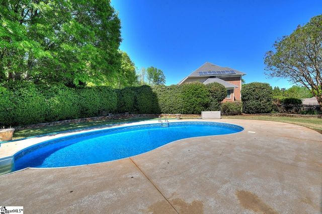15 Mandarin Circle, Taylors, SC 29687