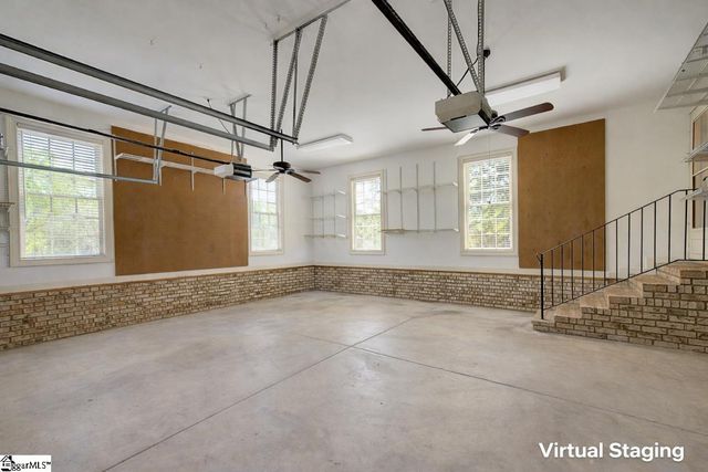 15 Mandarin Circle, Taylors, SC 29687