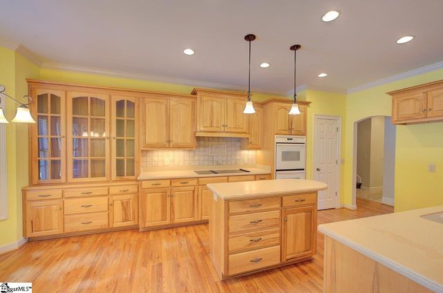 15 Mandarin Circle, Taylors, SC 29687