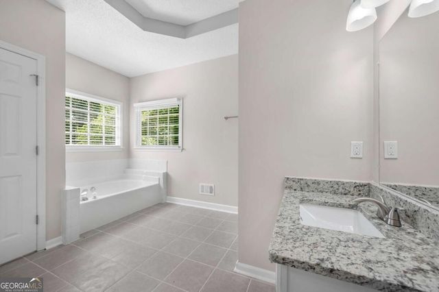 5723 Garden Walk, Flowery Branch, GA 30542