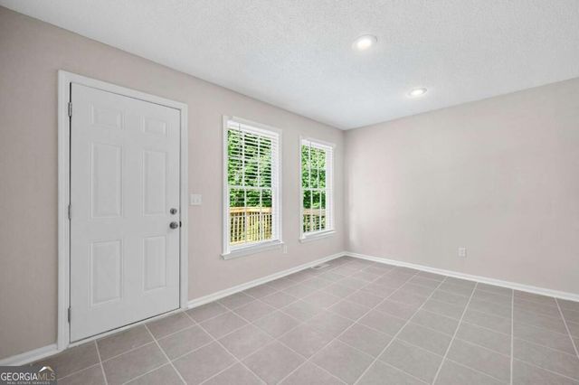 5723 Garden Walk, Flowery Branch, GA 30542