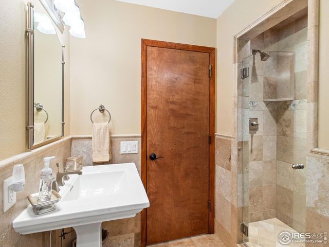 1433 Vista View Ln, Estes Park, CO 80517