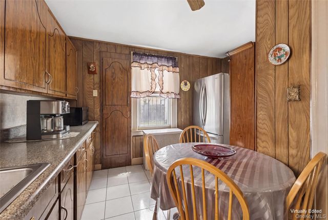 112-17 201st Street, Saint Albans, NY 11412