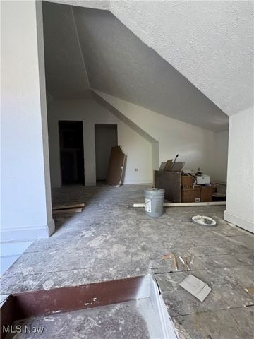 512 Eddy Road, Cleveland, OH 44108